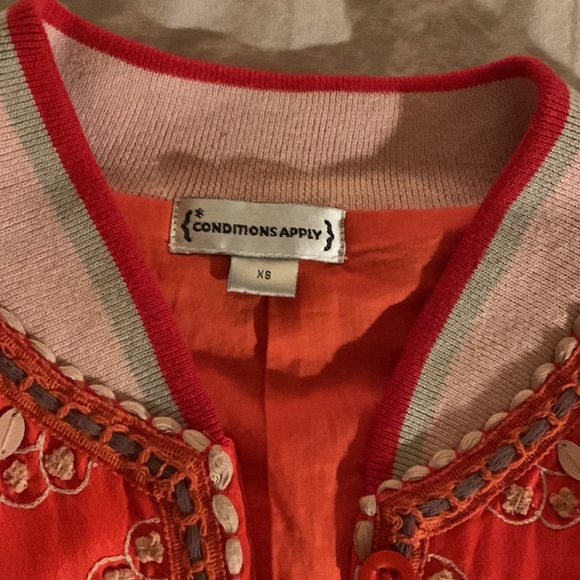 XS Conditions Apply Collarless spring jacket - Picture 2 of 6